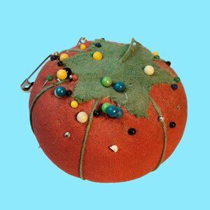Vintage Tomato Shaped Pin Cushion Strawberry Pins Safety Pins Vintage Grannycore